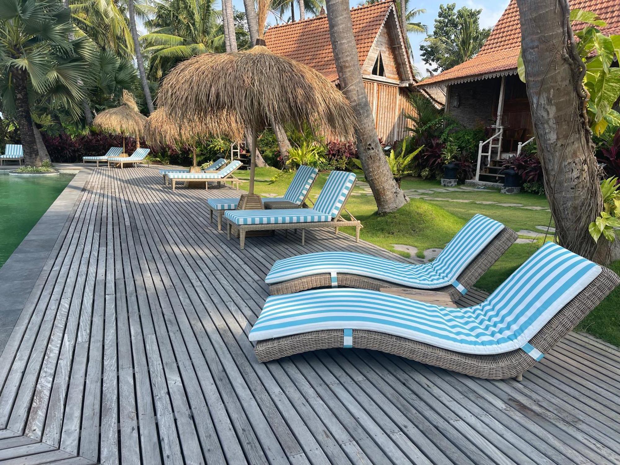 Louka Beach Bali Tianyar Exterior photo